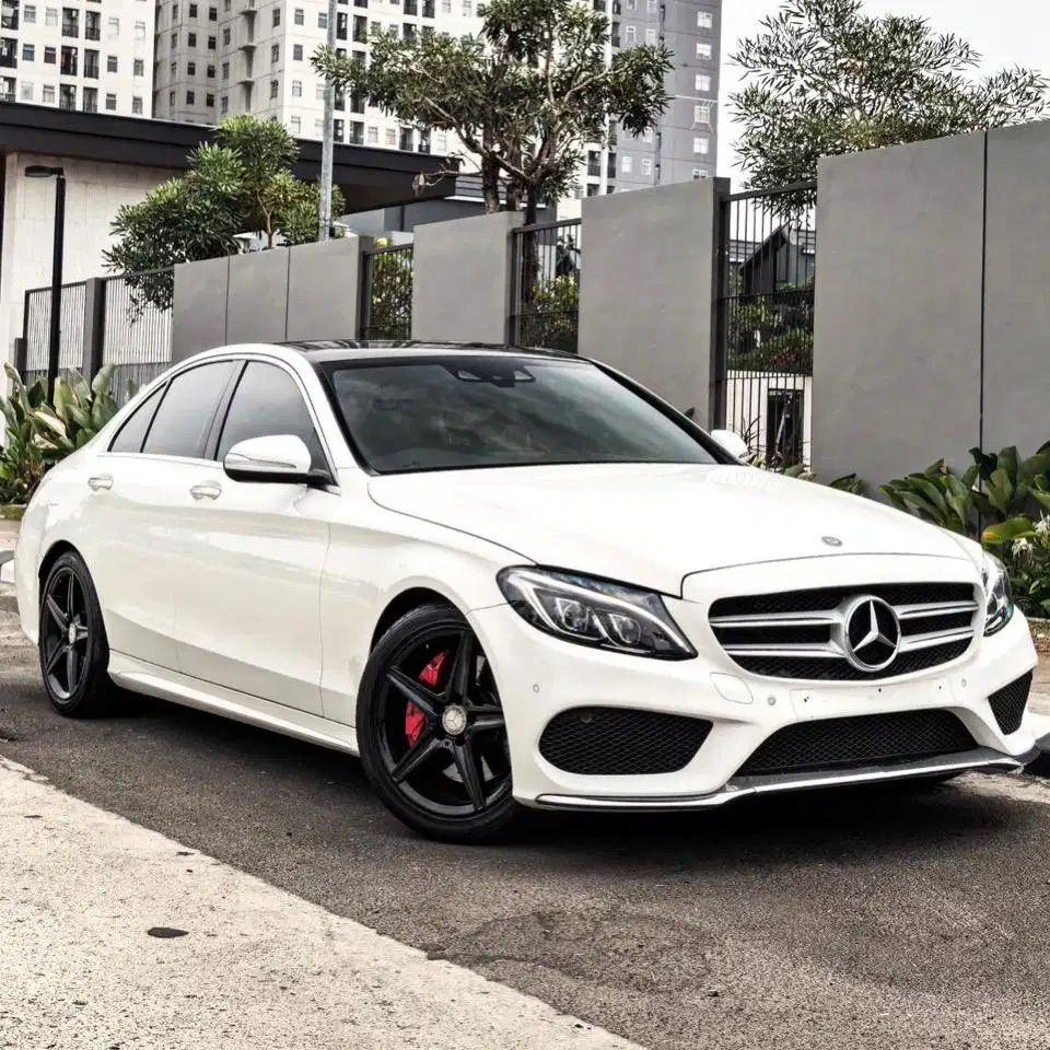 (CASH) Mercedes Benz C250 AMG W205 2015