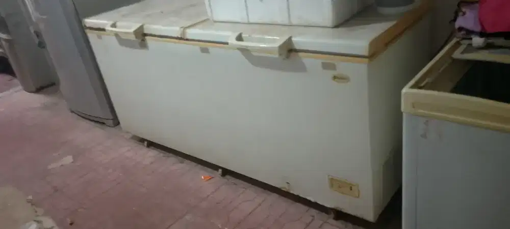 Frezzer 2 Pintu dan 3 pintu