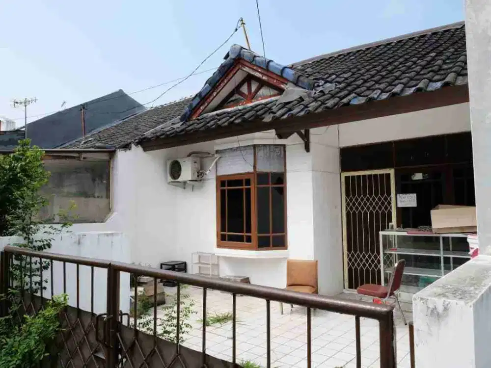 Dijual rumah 
Harapan Indah 1 Bekasi