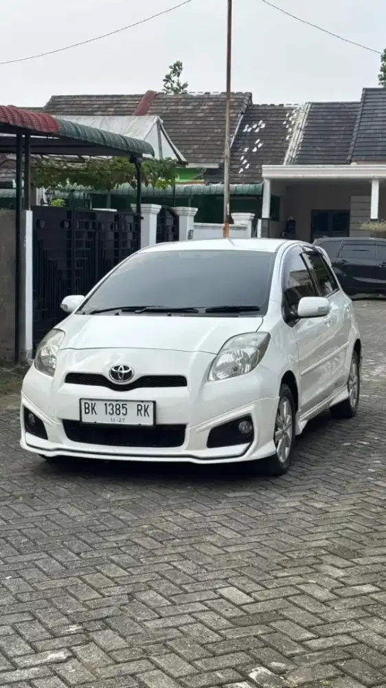 Toyota Yaris S TRD AT 2012
