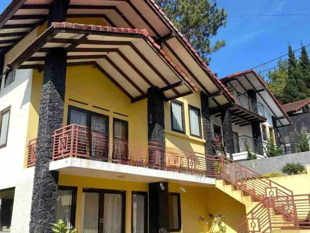 Villa siap huni di Lembang villa istana bunga harga murah jarang ada