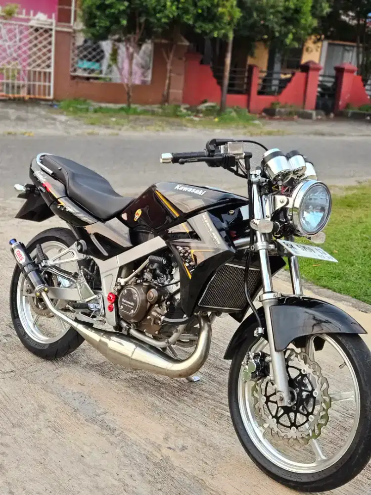Jual motor kawasaki ninja R
