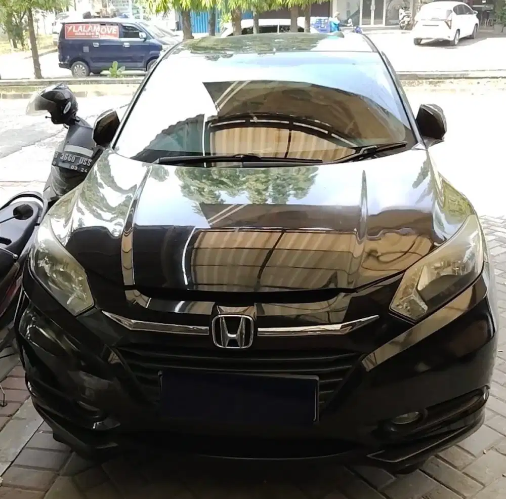 JUAL HONDA HRV E CVT 2017 KONDISI BAGUS DAN MURAH !!!