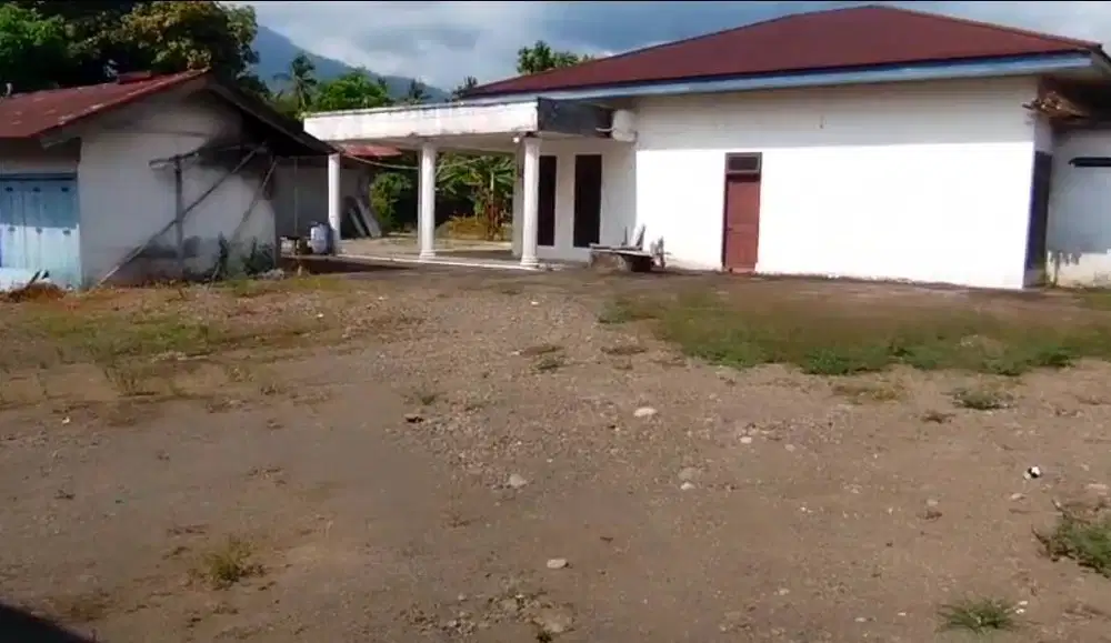 Dijual rumah / tanah dipoigar manado