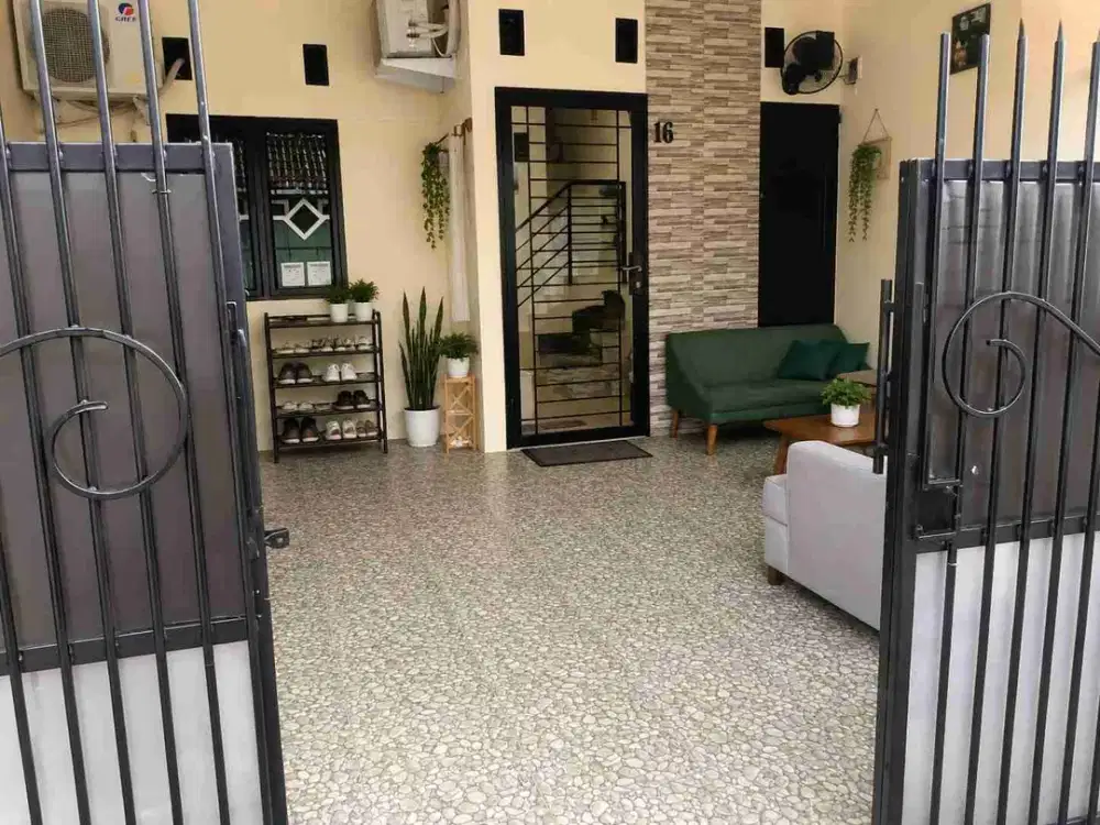 Dijual rumah murah Karang Tengah Ciledug