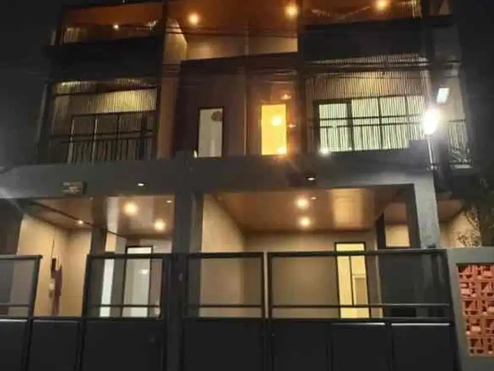Dijual Rumah Poris Indah Tangerang 2 Lantai 3KT SHM Dekat Stasiun