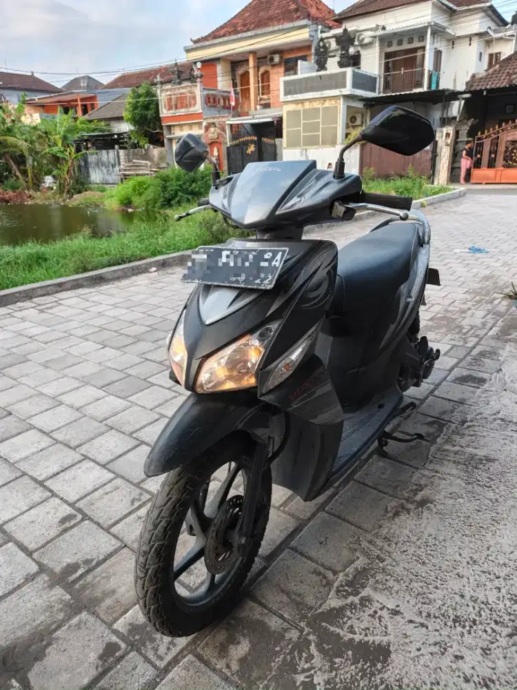 Vario 2011 Hitam Tangan Pertama