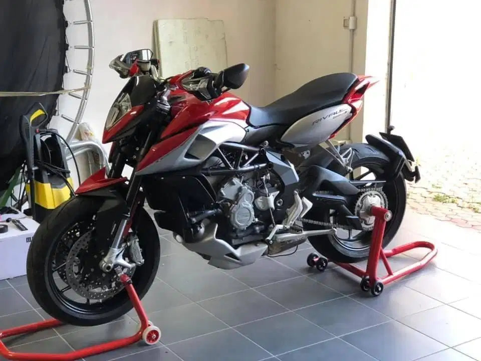 MV Agusta TT Mobil Moge