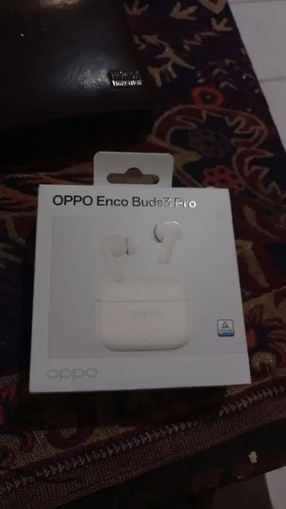Oppo Enco Buds3 pro