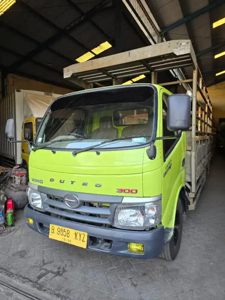 FS Hino Dutro 110SDL Long Engkel 4roda Bak Besi 3 Way 2021 pmk 2022