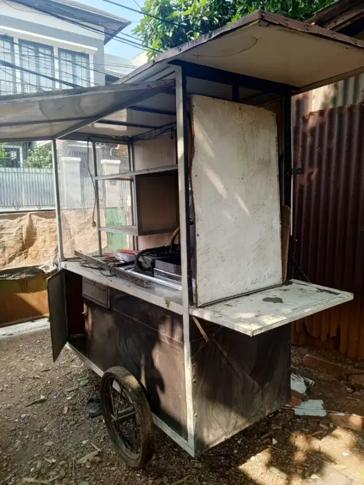Gerobak bekas kebab