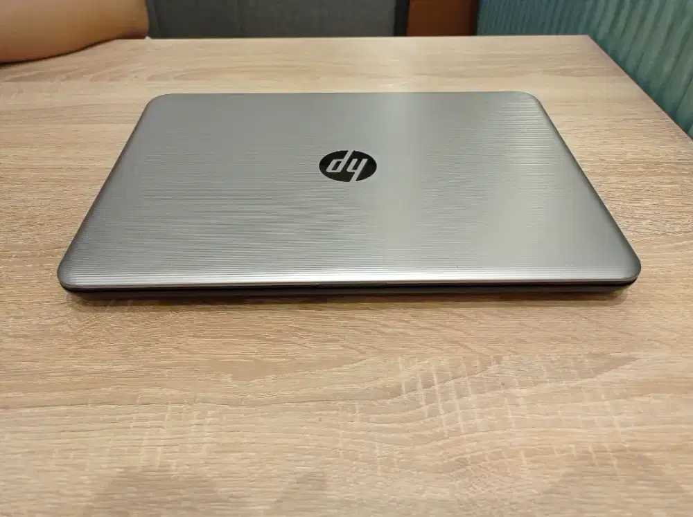 LAPTOP HP MULUS SEPERTI BARU TANPA MINUS MASIH BAGUS PEMAKAIAN CEWE