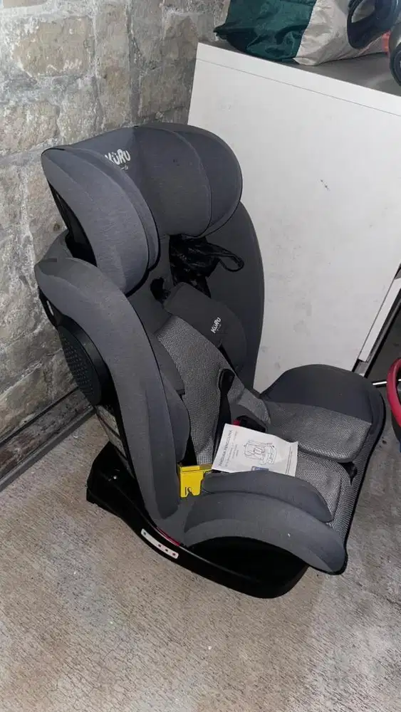 Kuru - Baby Car Seat (Very Good Condition)