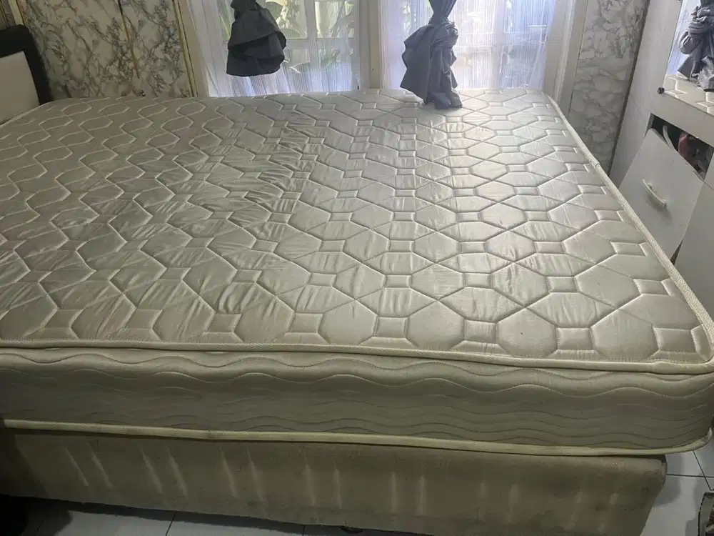 Di jual kasur springbed 180x200