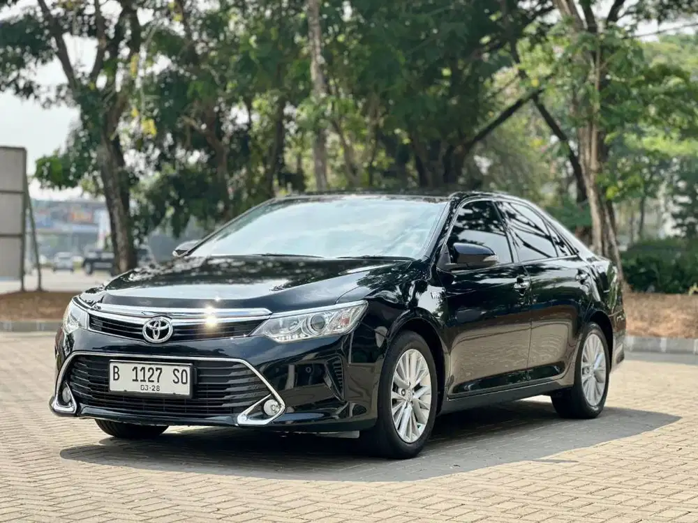 Camry V AT 2018 Pajak Panjang Mulus Terawat Siap Pakai