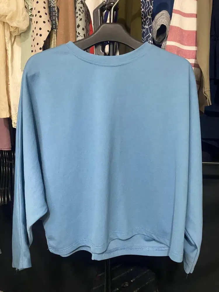 BAJU ATASAN WANITA LENGAN PANJANG