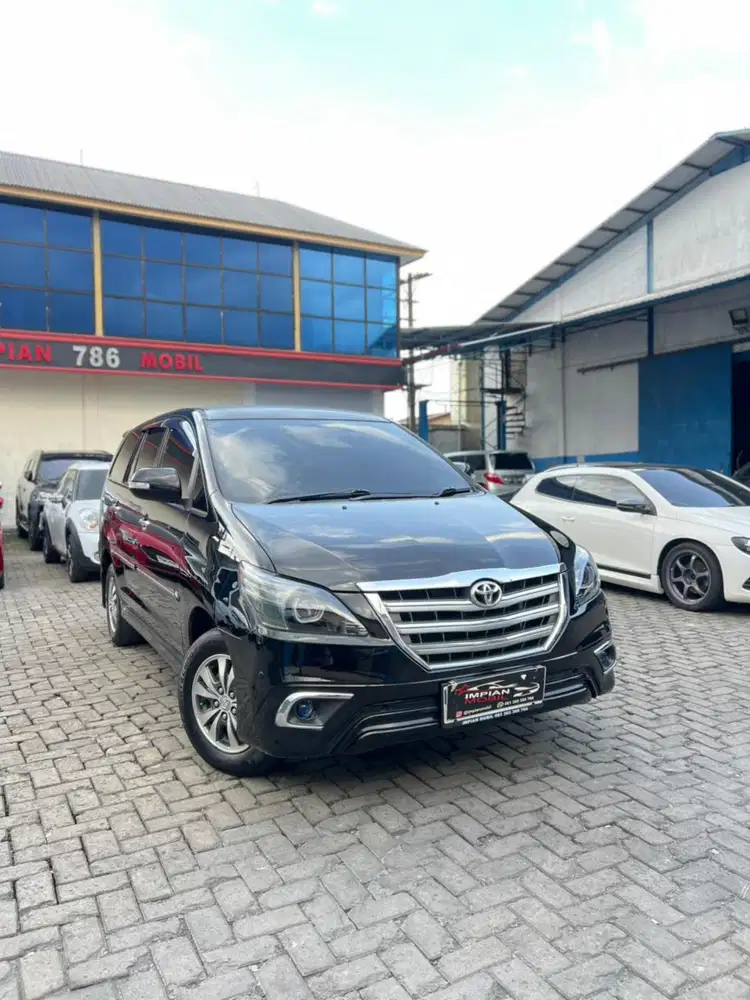 Toyota Kijang Innova V Diesel AT 2014 pajero dakar 2013 fortuner 2015