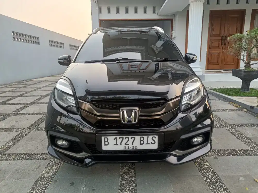 MOBILIO RS 2014 A/T