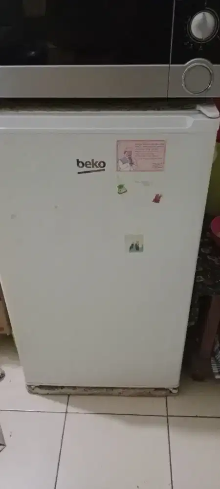 Kulkas beko 1 pintu