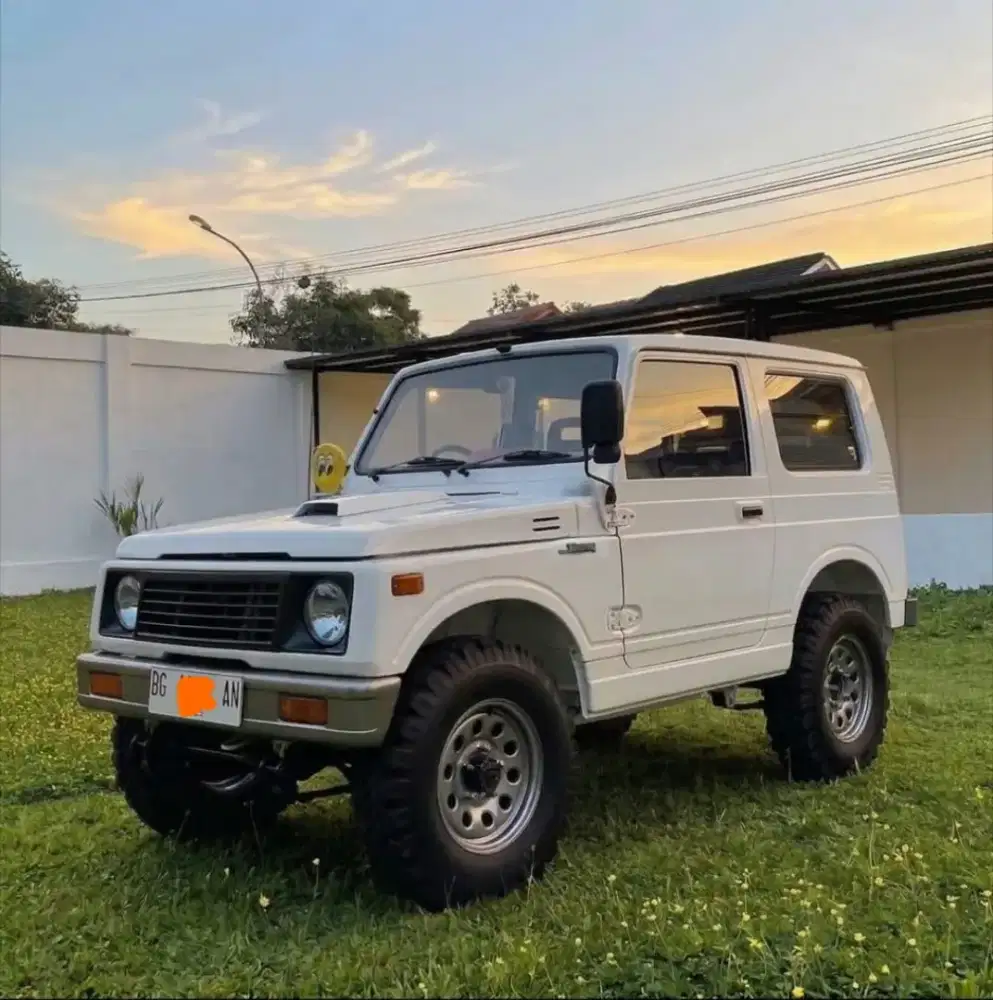 Suzuki Jimny SJ410 4x4 1993 istimewa terawat surat lengkap