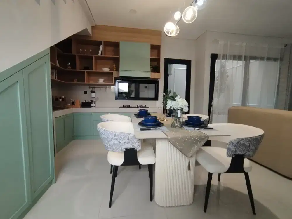 Dijual Rumah 2 Lantai di Botanica Cibubur Siap Huni