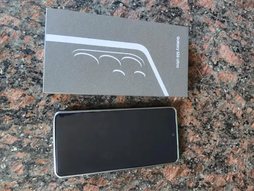 Di jual HP Samsung S26 Ultra 16/ 1 TB murah
