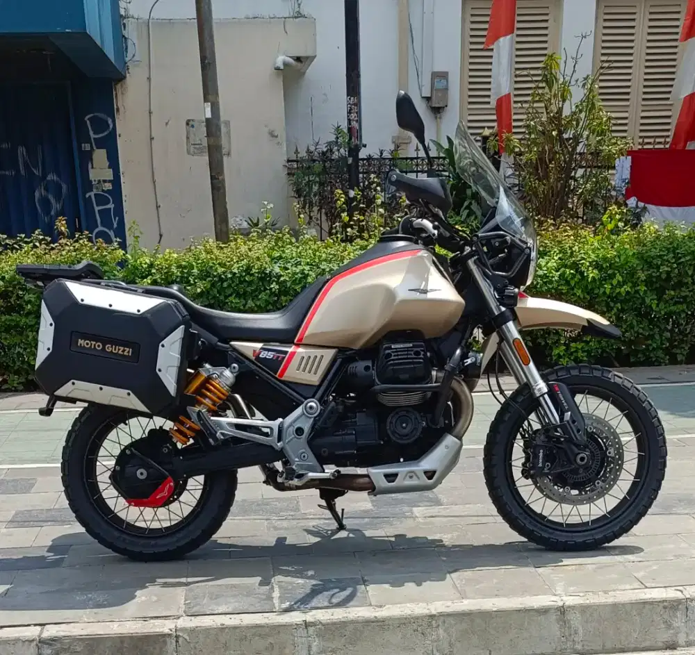 Motoguzzi V85 TT Travel, V85TT travel, No kawasaki, Honda, No GS1200