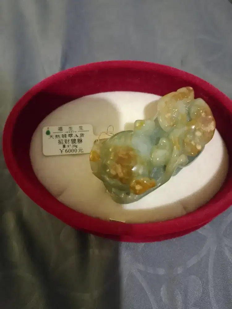 Batu giok asli dari Shanghai cina