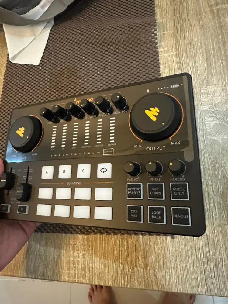 MANOCASTER E2 ( bekas )
