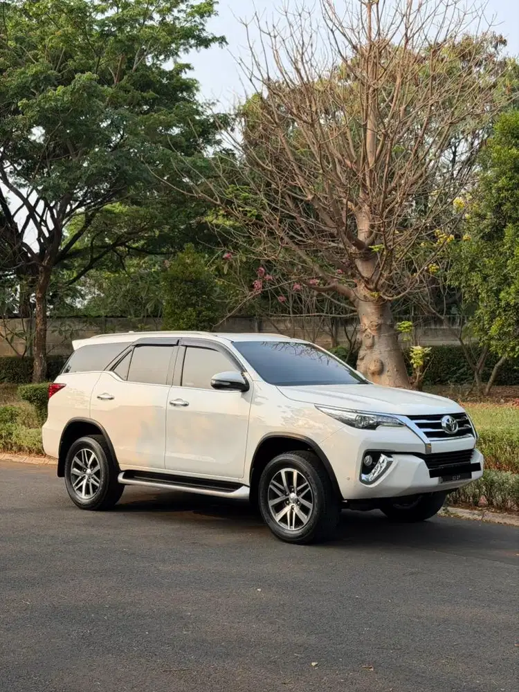 Dijual Fortuner VRZ 2018 Putih