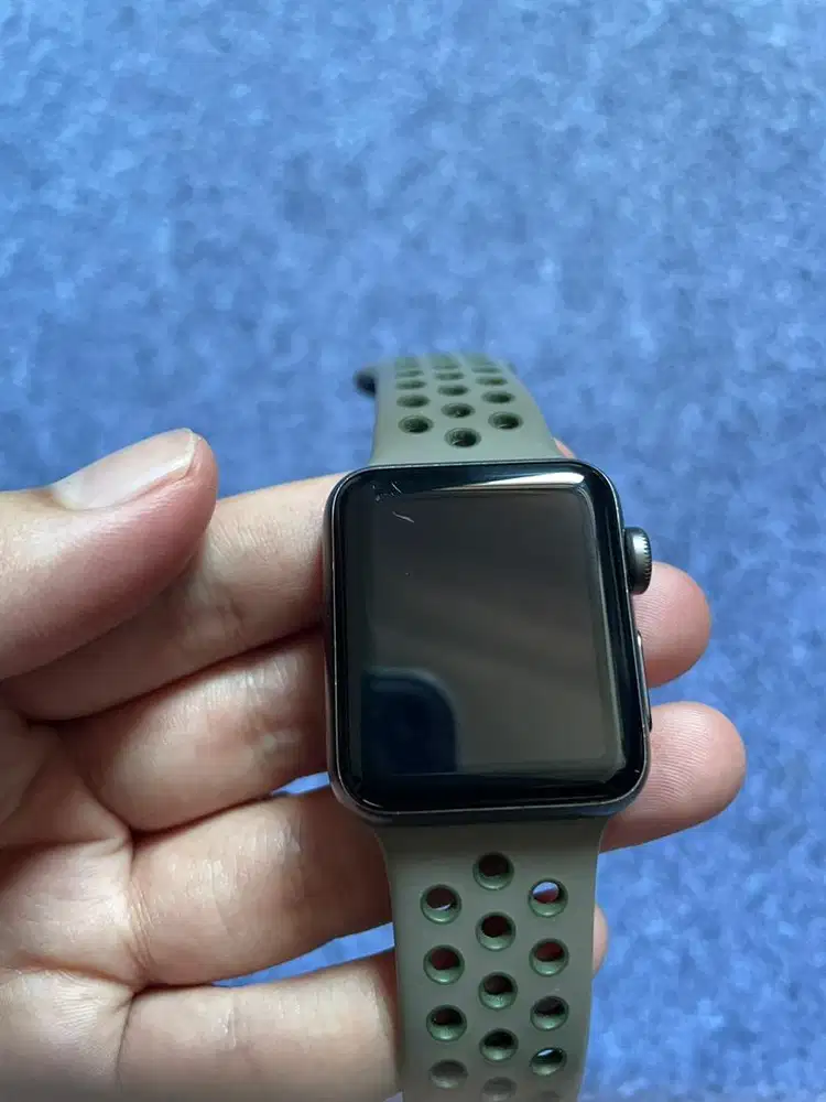 Apple watch series 3 38 mm grey