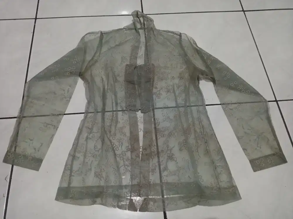 Kebaya encim kuno