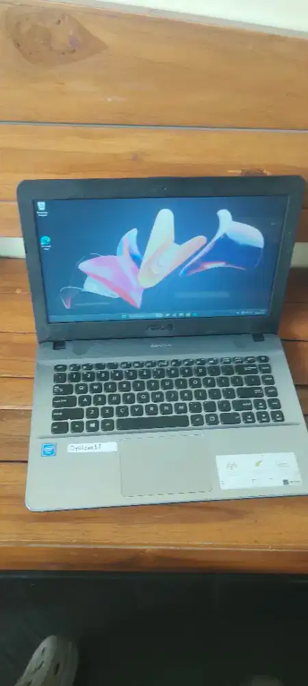 laptop Asus Vivobook mulus sudah SSD Intel N4000 ram 4GB SSD 128Gb