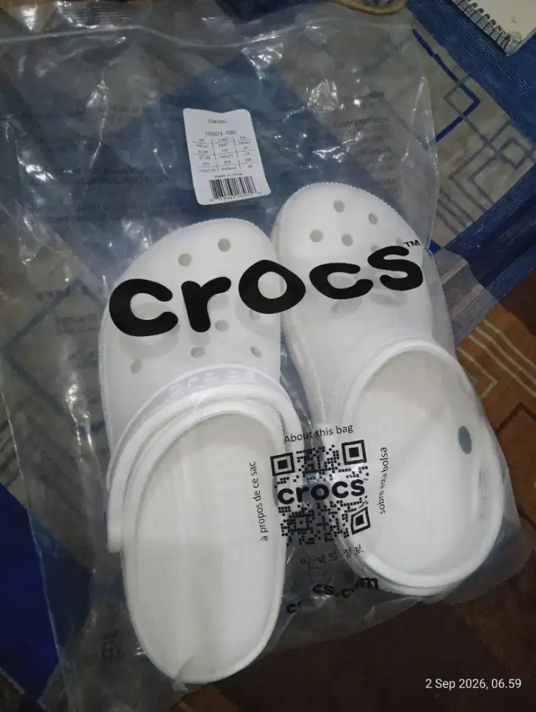Crocs ori lengkap