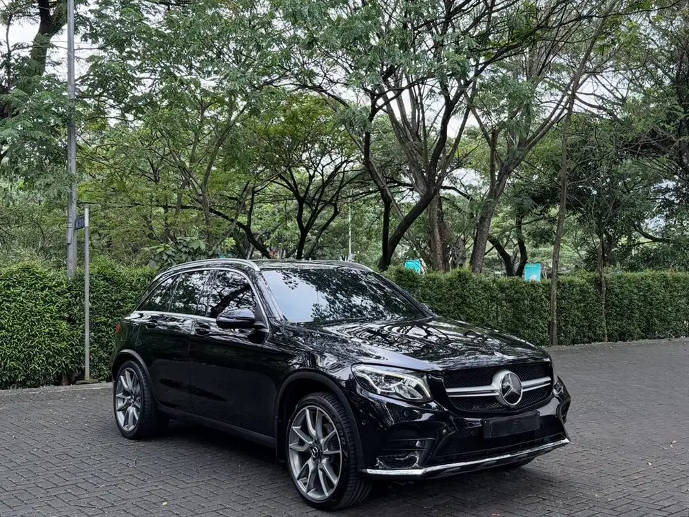 Low ODO! Mercedes Benz GLC200 AMG GLC43 Style 2017 C200 E250 RX200t X5