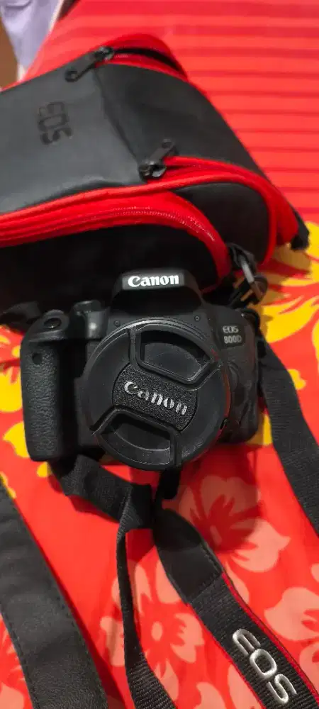 Canon DSLR 800D