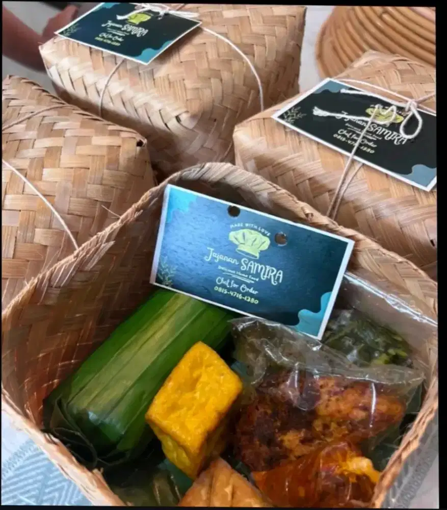PAKET NASI LIWET BOX DAN BESEK