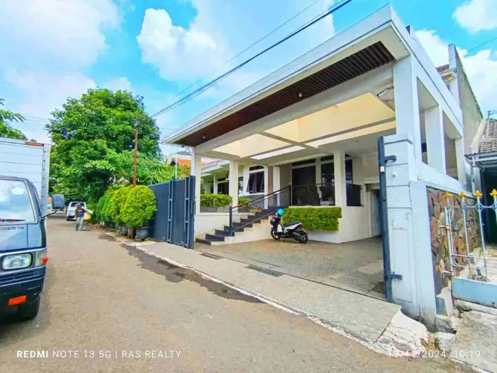 Rumah Mewah dijual di Gegerkalong Setiabudi Kota Bandung