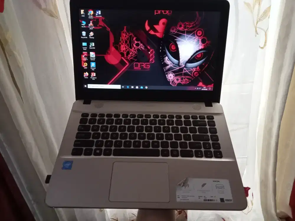 Jual Cepat Laptop Asus X441 Intel Celeron SSD 128GB Windows 10