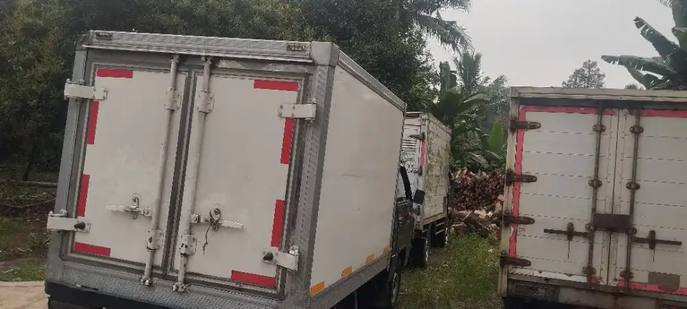 Dibutuhkan supir driver pengemudi