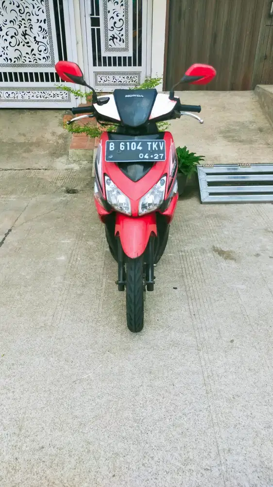 VARIO 110 CW KARBU ANTIK