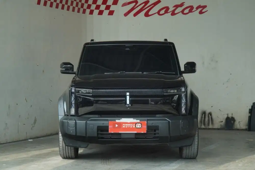 Chery J6 RWD EV AT 2025 Hitam