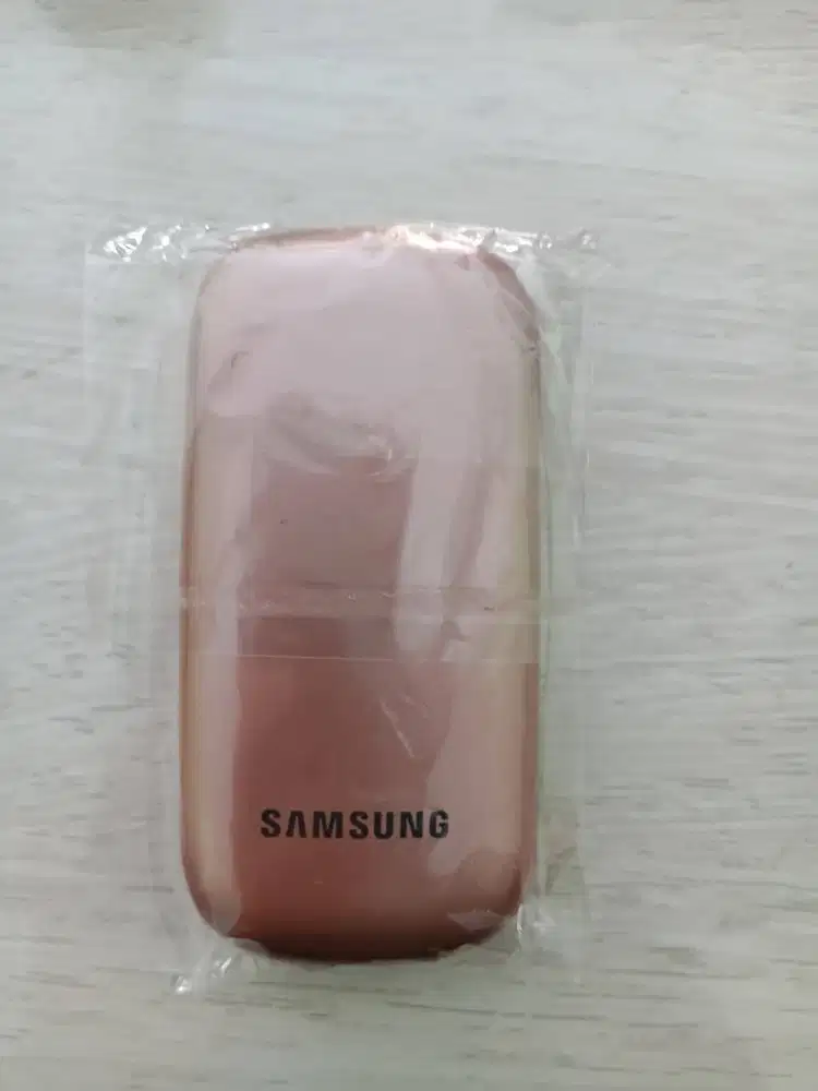 Casing Samsung E1272 Baru