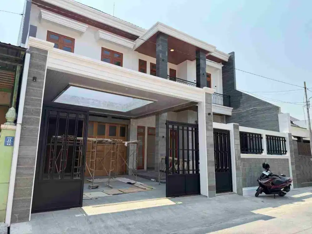 Rumah Bagus Mewah 2lt Finishing di Solo