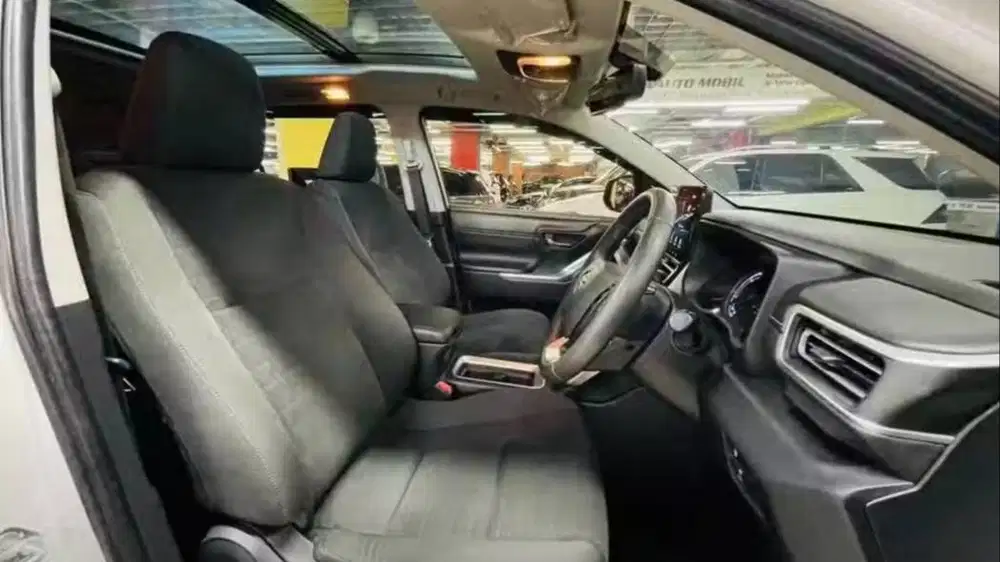 2025 Zenix V Hybrid Modelista Panoramic Sunroof Pjk 2/27 Mulus *KREDIT