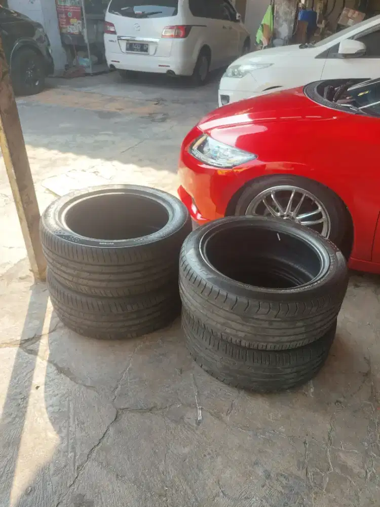 Ban 235 50 ring 18 baru gress