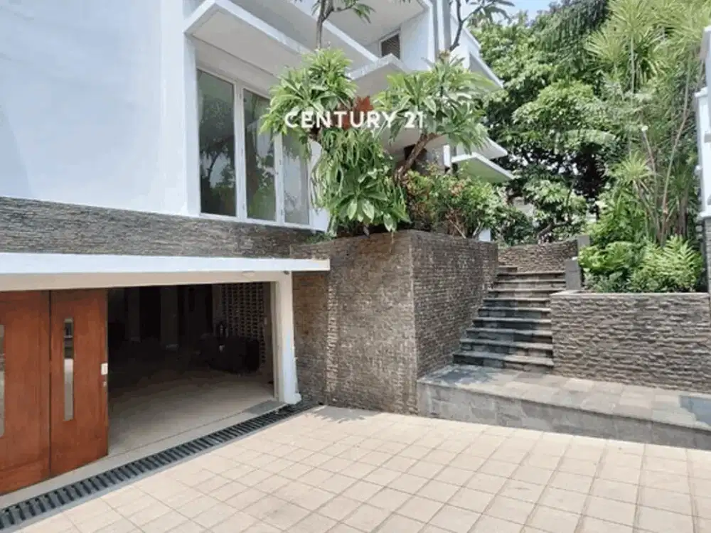 Disewakan Rumah Mewah Hook Pondok Indah Strategis Di JakSel
