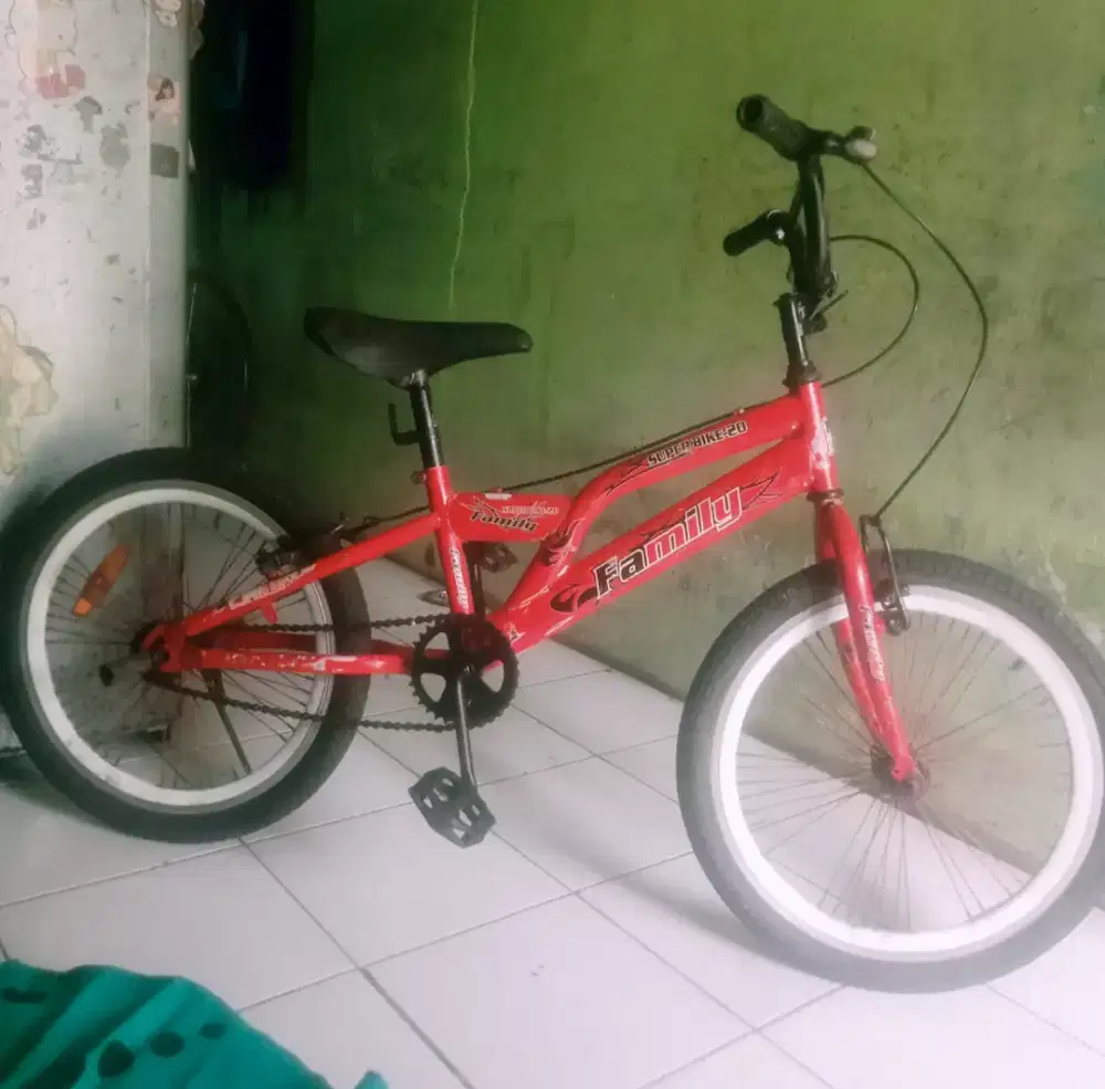 Sepeda BMX family UK 20