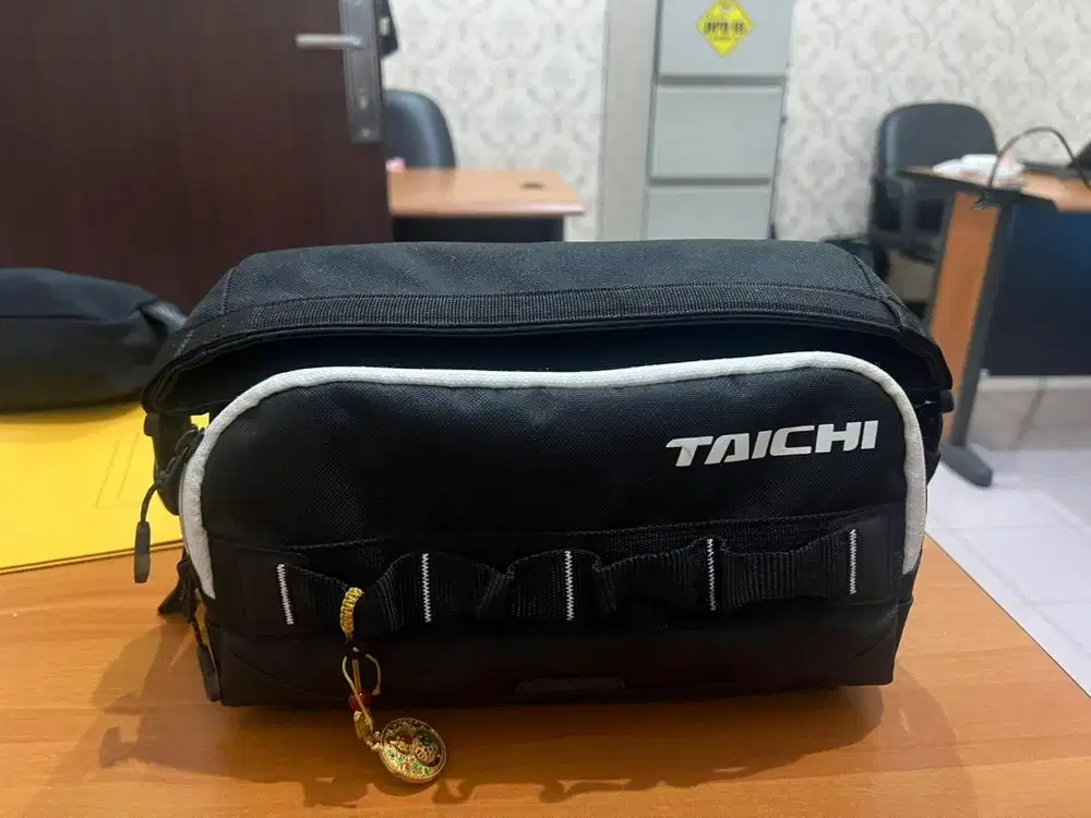 Slingbag TAICHI Bekas