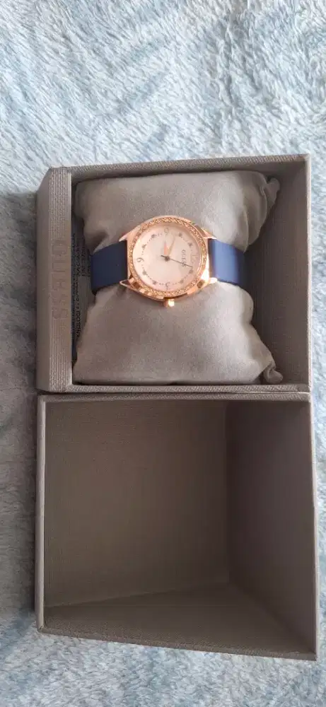 Jual jam mrek GUESS